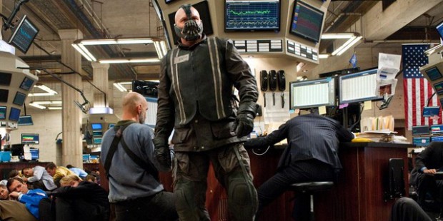 Bane gjør sitt nærvær kjent for Gotham